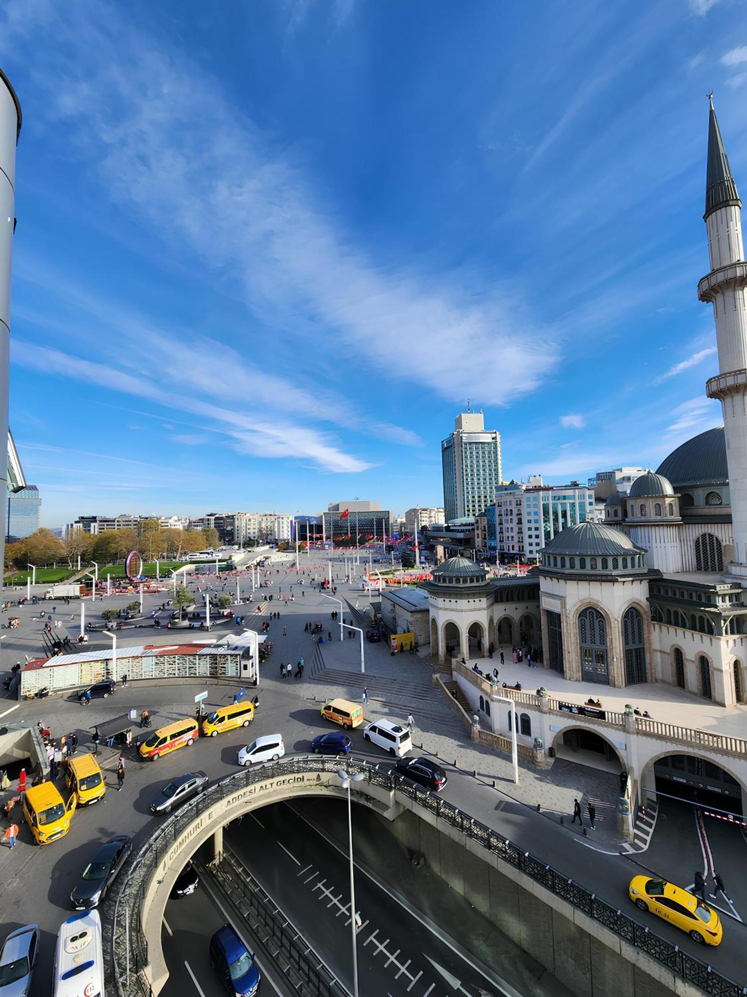 Taksim Landhouse Hotel Istanbul Exterior photo
